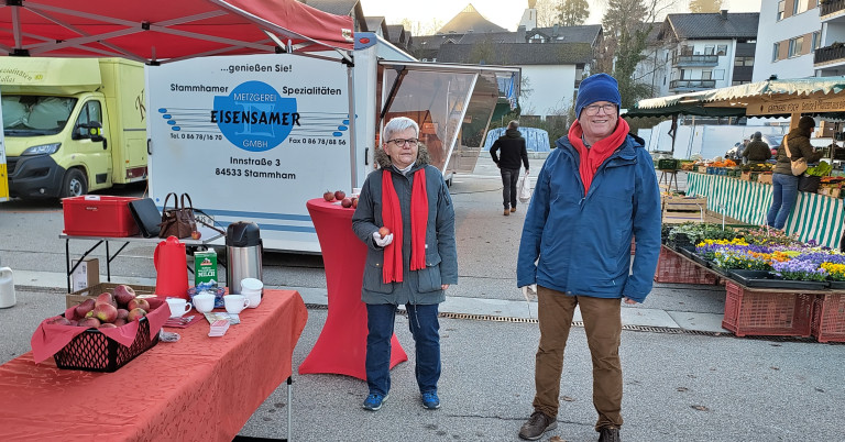 2025-11-14 Café Rot, Monika